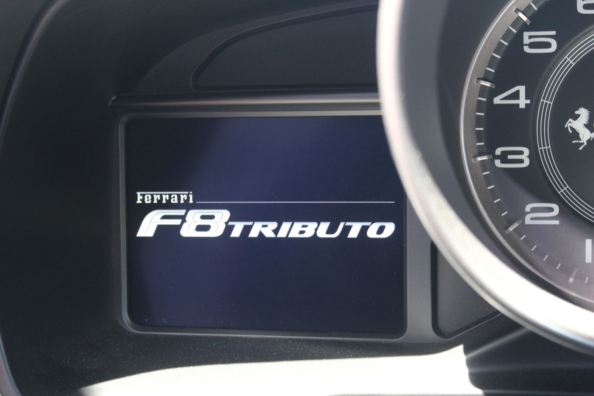 Ferrari F8 Tributo COUPE 3.9 DCT V8 BiTurbo 720 ch 1ère MAIN  ROSSO SCUDERIA - ORIGINE FRANCE