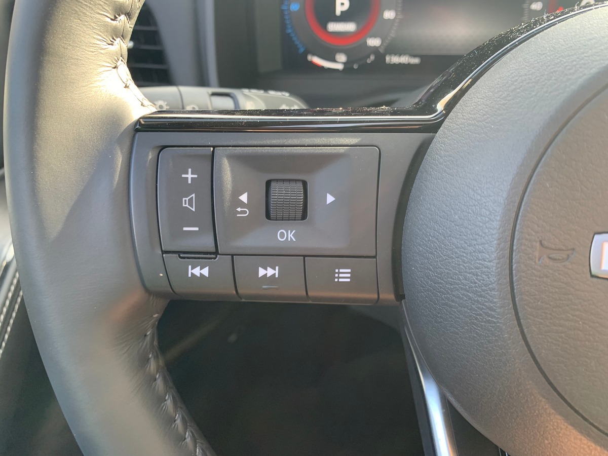 Nissan X-trail 204 | Tekna | Toit ouvrant panoramique | Caméra recul | Siéges chauffants | Attelage