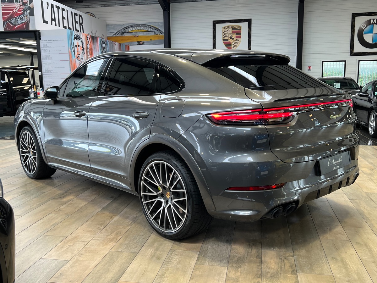 Porsche Cayenne Coupé III 3.0 V6 462 E-Hybrid zz