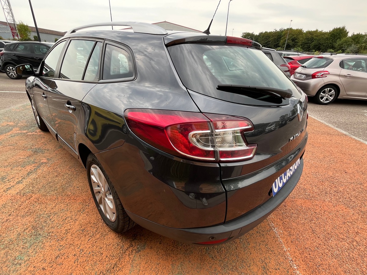 RENAULT Megane III Phase 2 Estate 1.5 dCi 110 CH