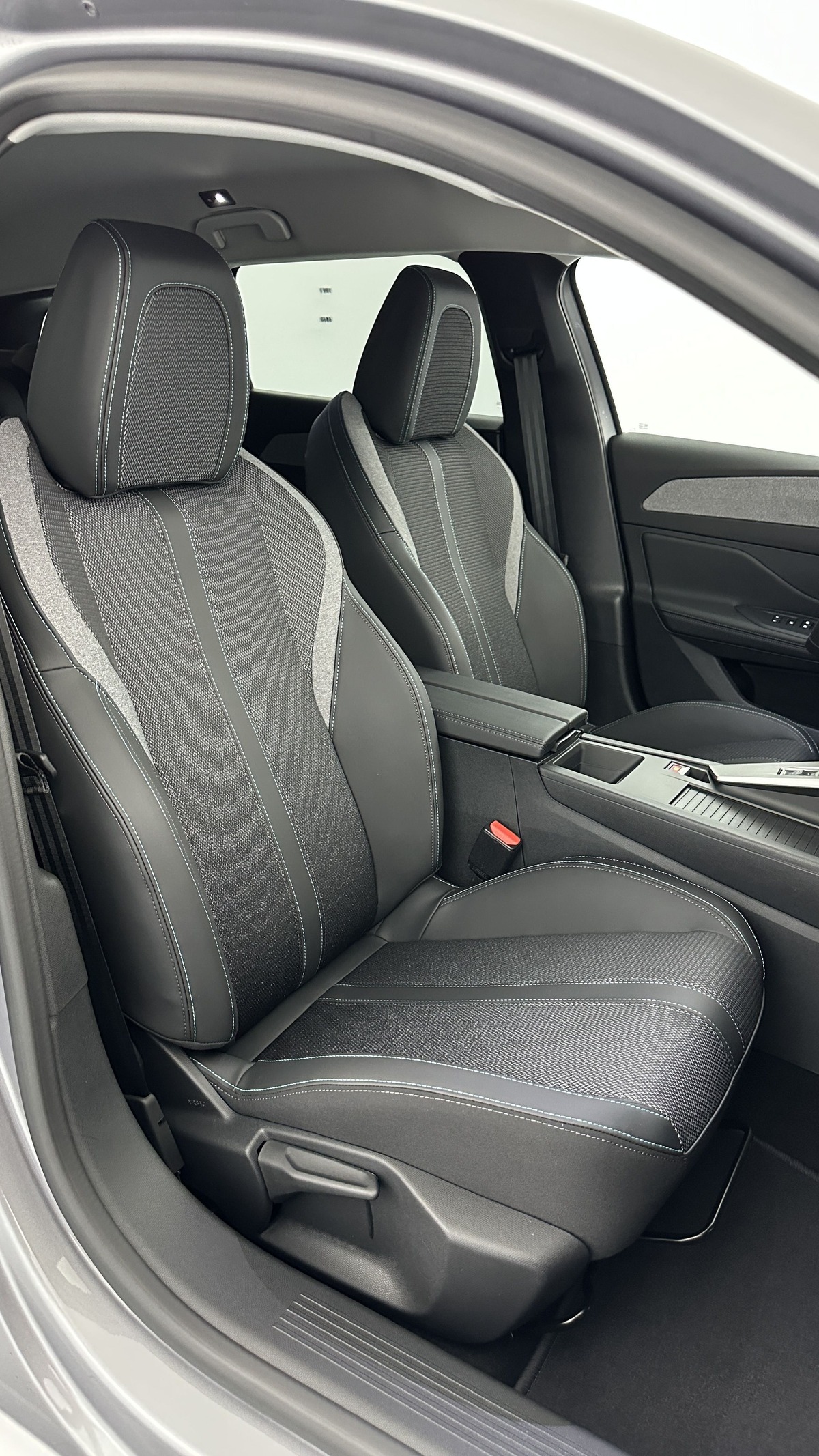 Peugeot 308 SW 1.5 BlueHDi 130ch Allure EAT8 | Plusieurs coloris disponible