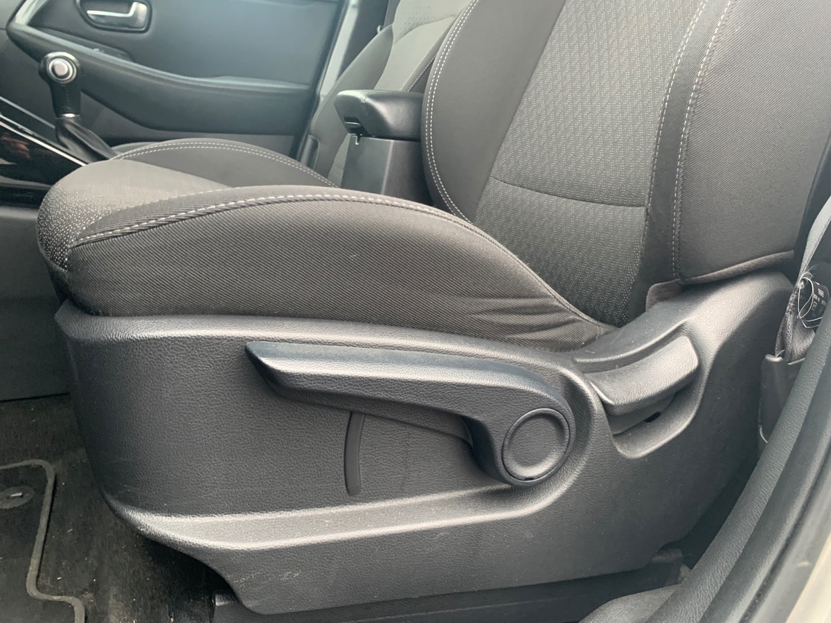 Kia Carens 141 ch | PREMIUM | 7 Places | Phase 2 | Attelage| Toit ouvrant | Caméra de recul | Jantes