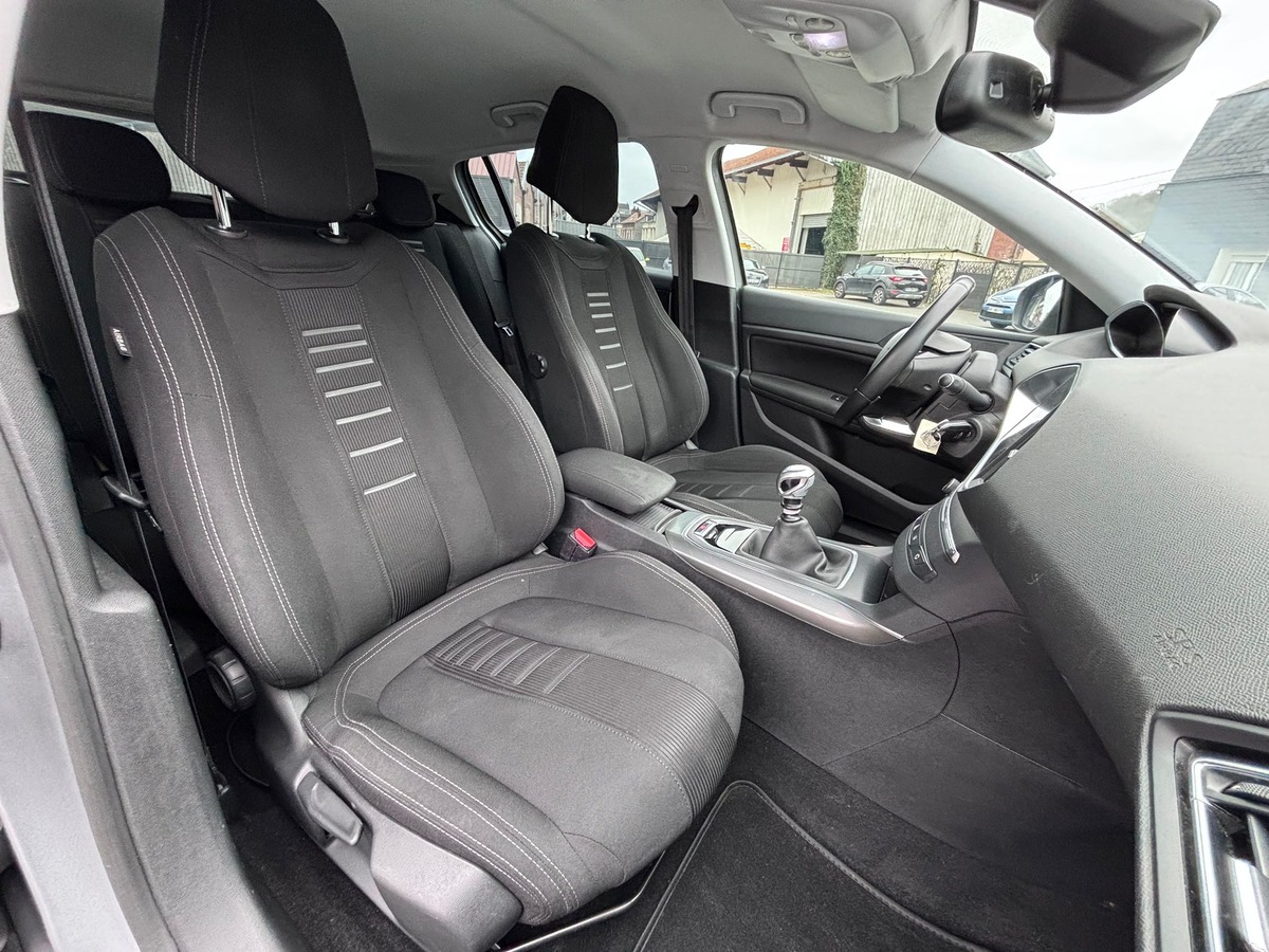 Peugeot 308 1.6 Blue-HDi 120CH Allure - Révisée - Garantie