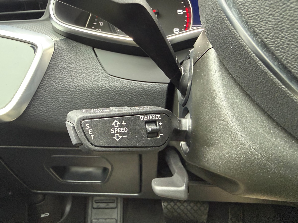 Audi A6 Avant 40 TDI 204 CH BUSINESS LINE / TOIT PANO / TVA / 87043 KMS