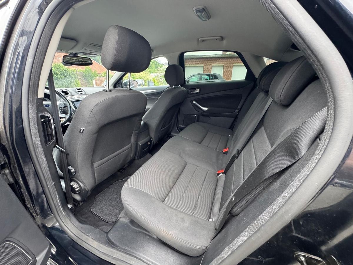 Ford Mondeo 1.8 TDCI 125cv Titanium - Garantie