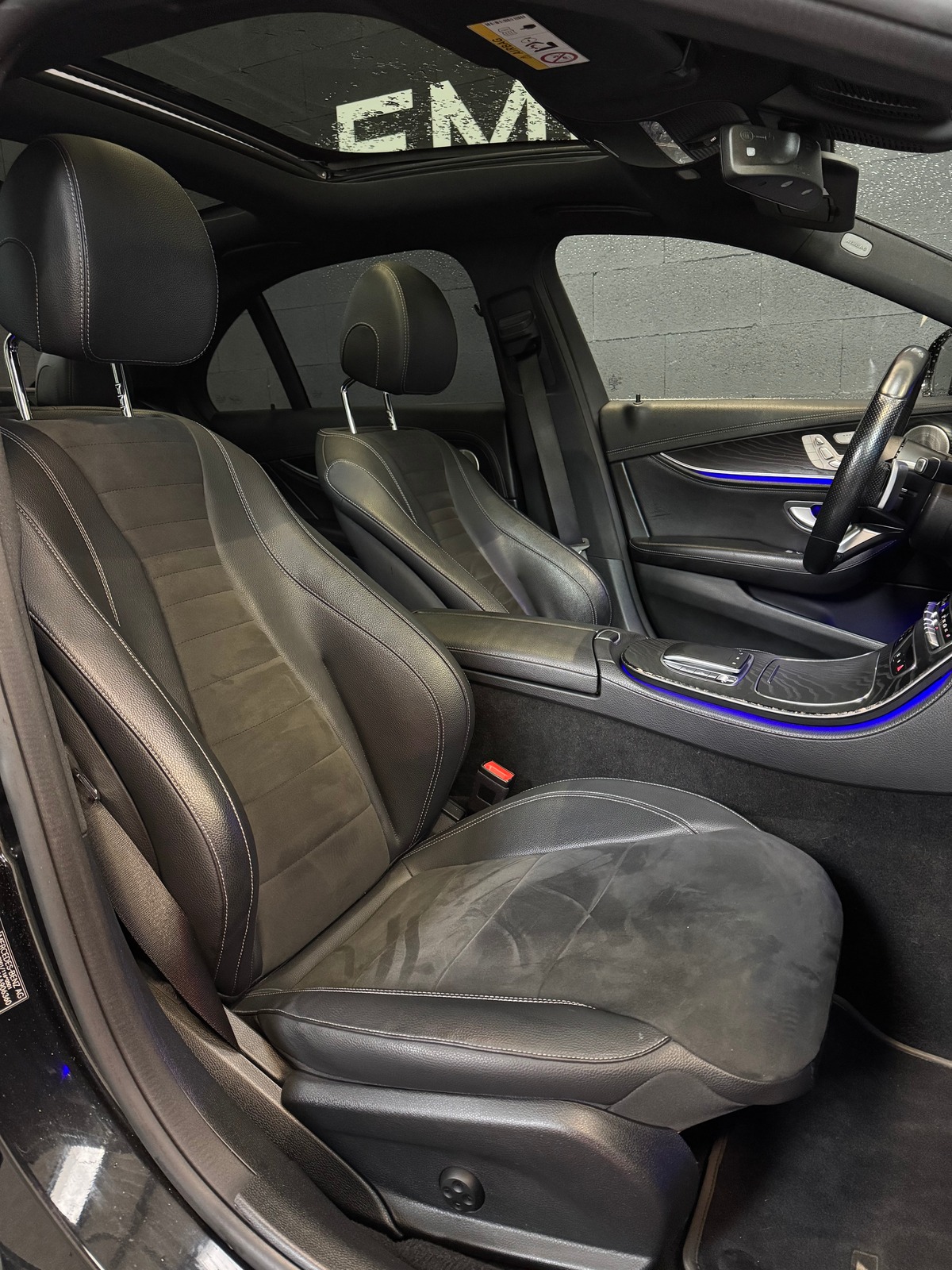 Mercedes Benz CLASSE E 220 D 194 AMG LINE 9G-TRONIC