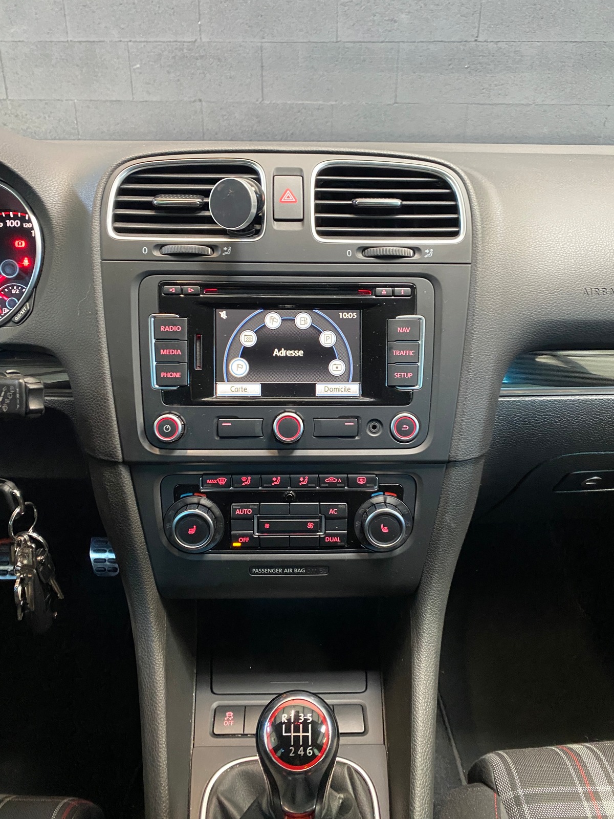 Volkswagen Golf GTi 210