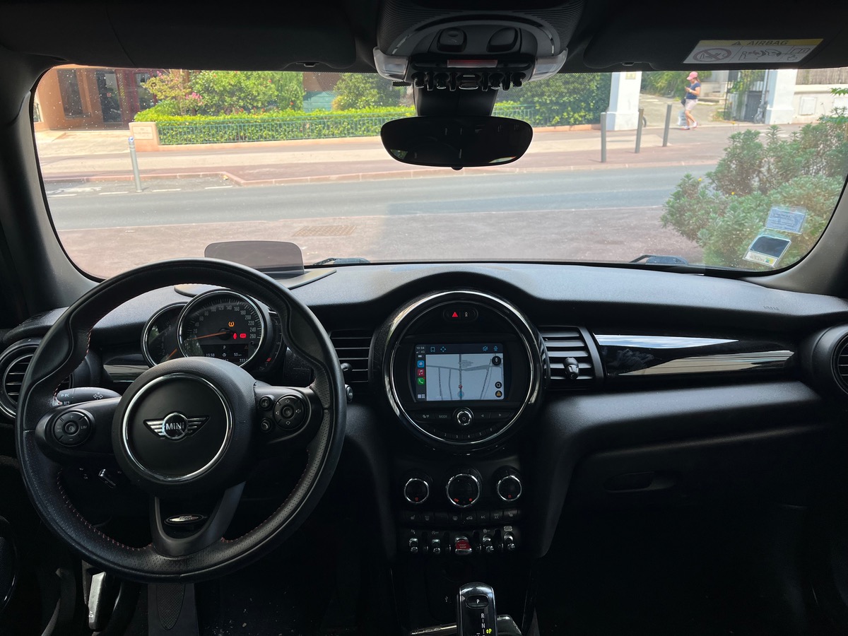 Mini Mini Cooper s 192 CV PACK JCW / TOIT OUVRANT / 5 PORTES / JANTES NOIRES/ Carplay