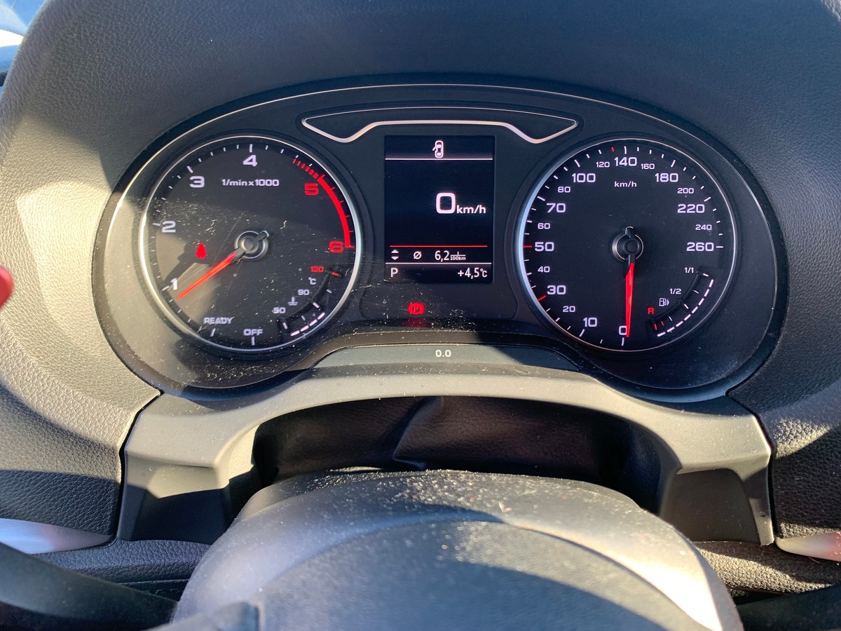 Audi A3 Berline 150 ch | Pack S-Line extérieur | Caméra recul | Clim automatique | Jantes Alu 18''