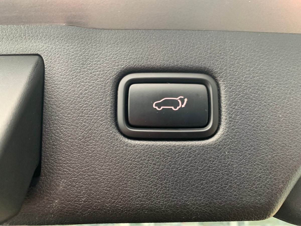 Kia Sorento 200 ch | Premium | 7 Places | AWD | Toit ouvrant panoramique | GPS | Régulateur vitesse