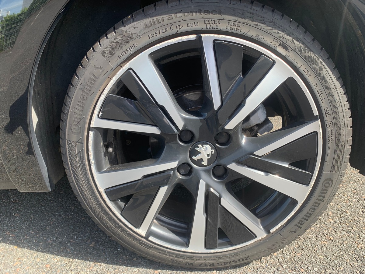 Peugeot 208 100 chevaux | GT | Apple car Play Android Auto | Caméra de recul | Régulateur vitesse