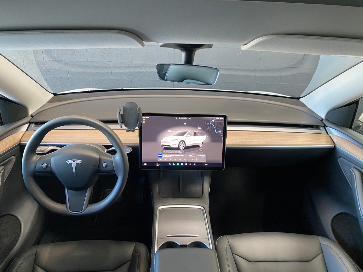 Tesla Model Y GRANDE AUTONOMIE 299