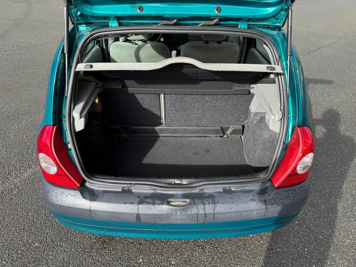 RENAULT Clio II 1.4  98CV Dynamique boite automatique - Garantie