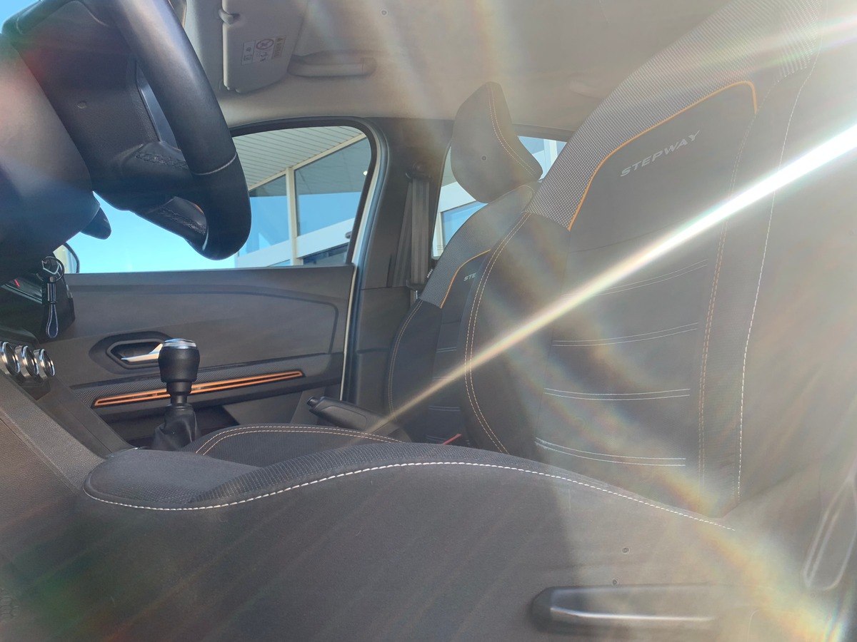 Dacia Sandero Stepway 90 ch | Confort | Régulateur vitesse | Intégration smartphone | Climatisation