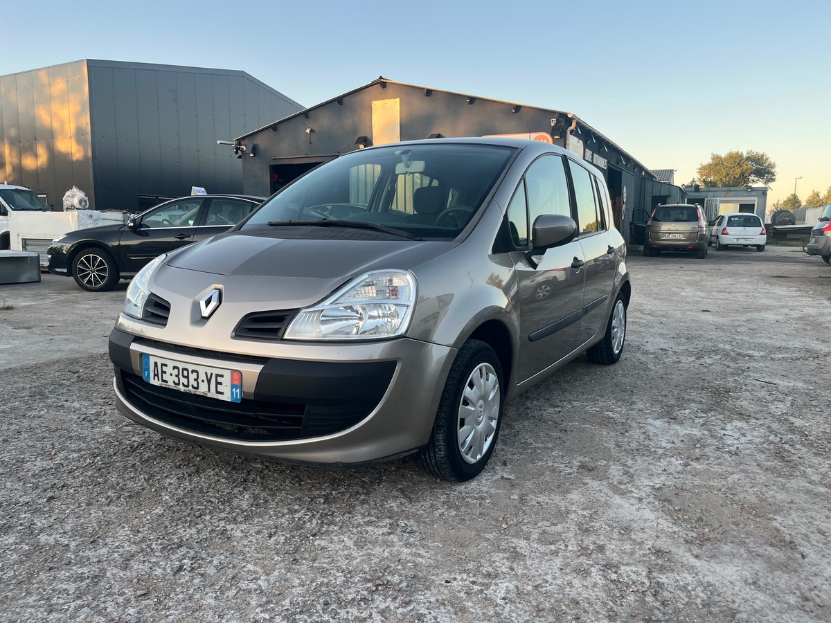 RENAULT Grand Modus