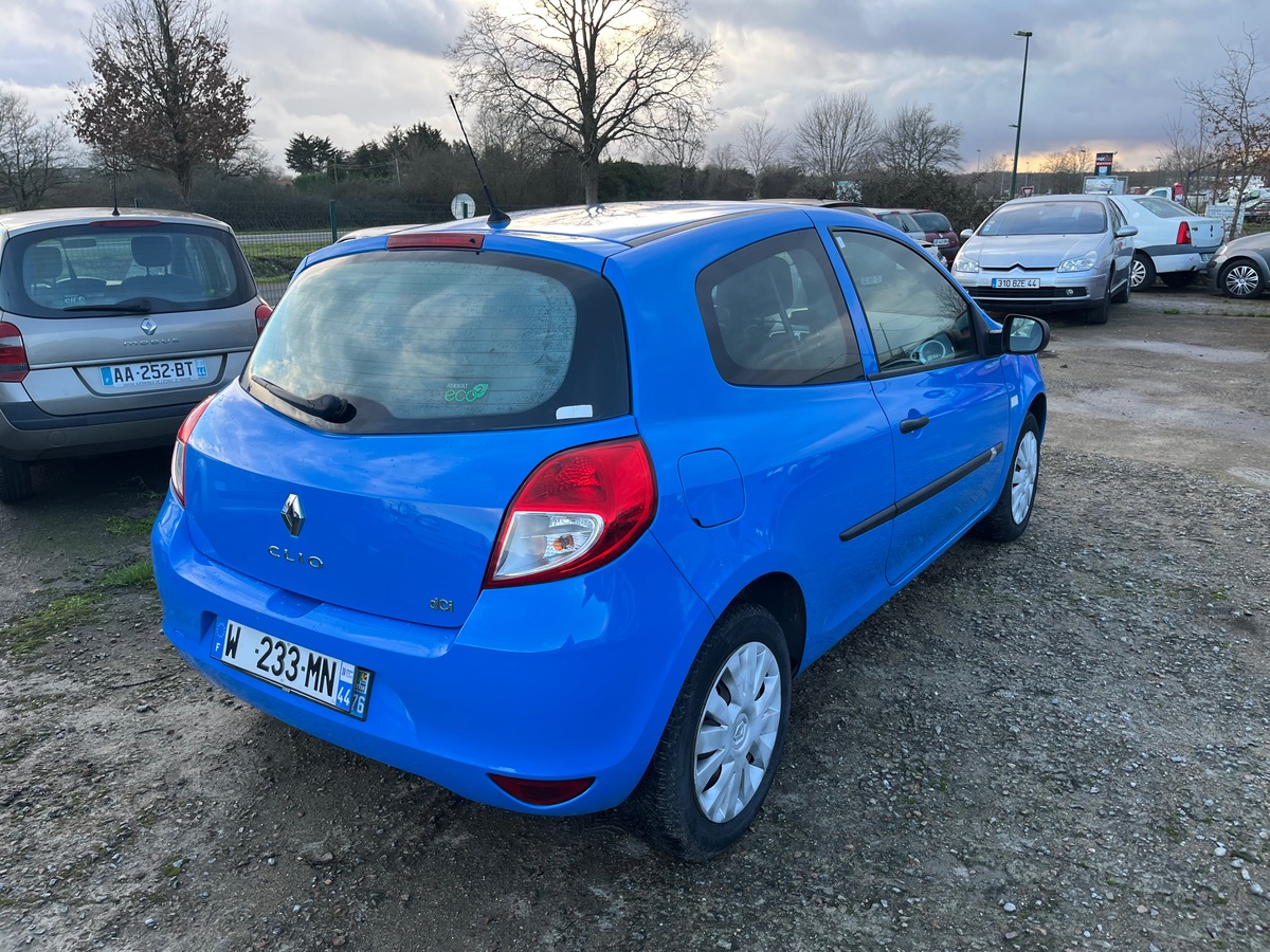 RENAULT Clio 1.5 dci