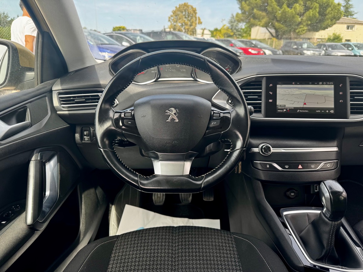 Peugeot 308 1.2L ESSENCE 110 CV S&S BVM5 ACTIVE