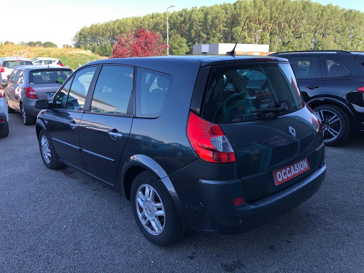 RENAULT Grand Scenic 1.9 dci 130 ch exception 7 pl