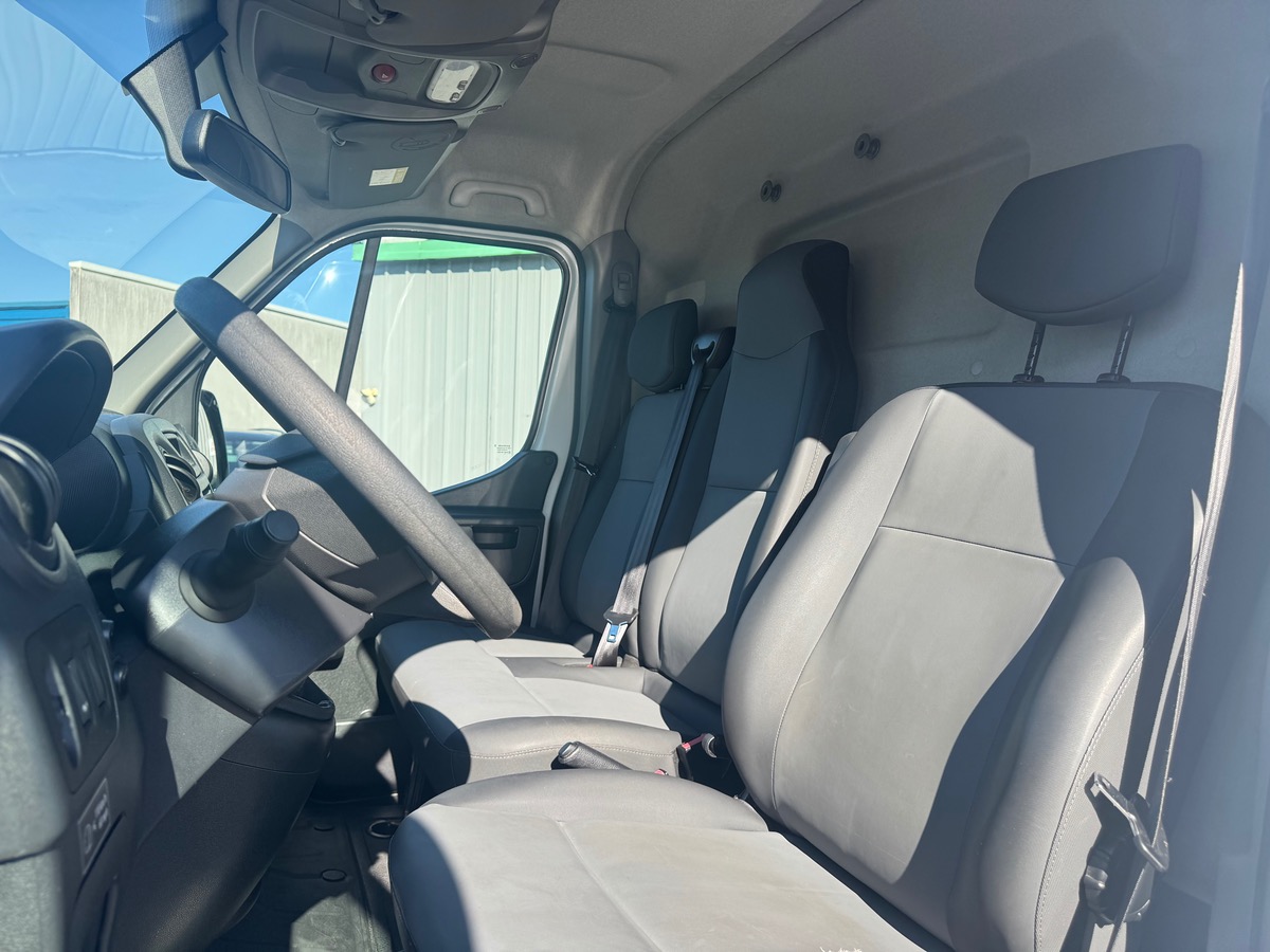 RENAULT Master L2H2 2.3 BDCI 130CH GRAND CONFORT + ATTELAGE