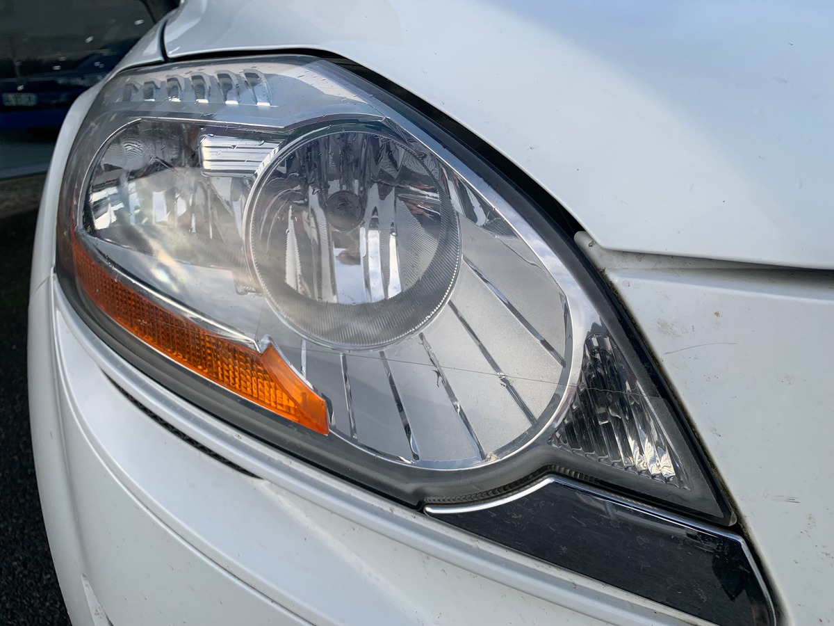 Ford Kuga 140 | TREND | Radar de stationnement avant arriére | Attelage | Climaisation | Jantes 17''