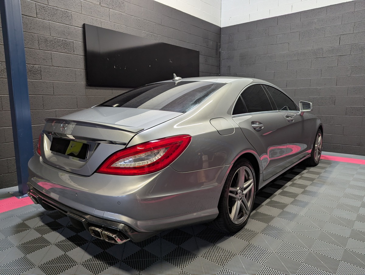 MERCEDES CLS 500 BlueEfficiency  SUIVI COMPLET MERCEDES
