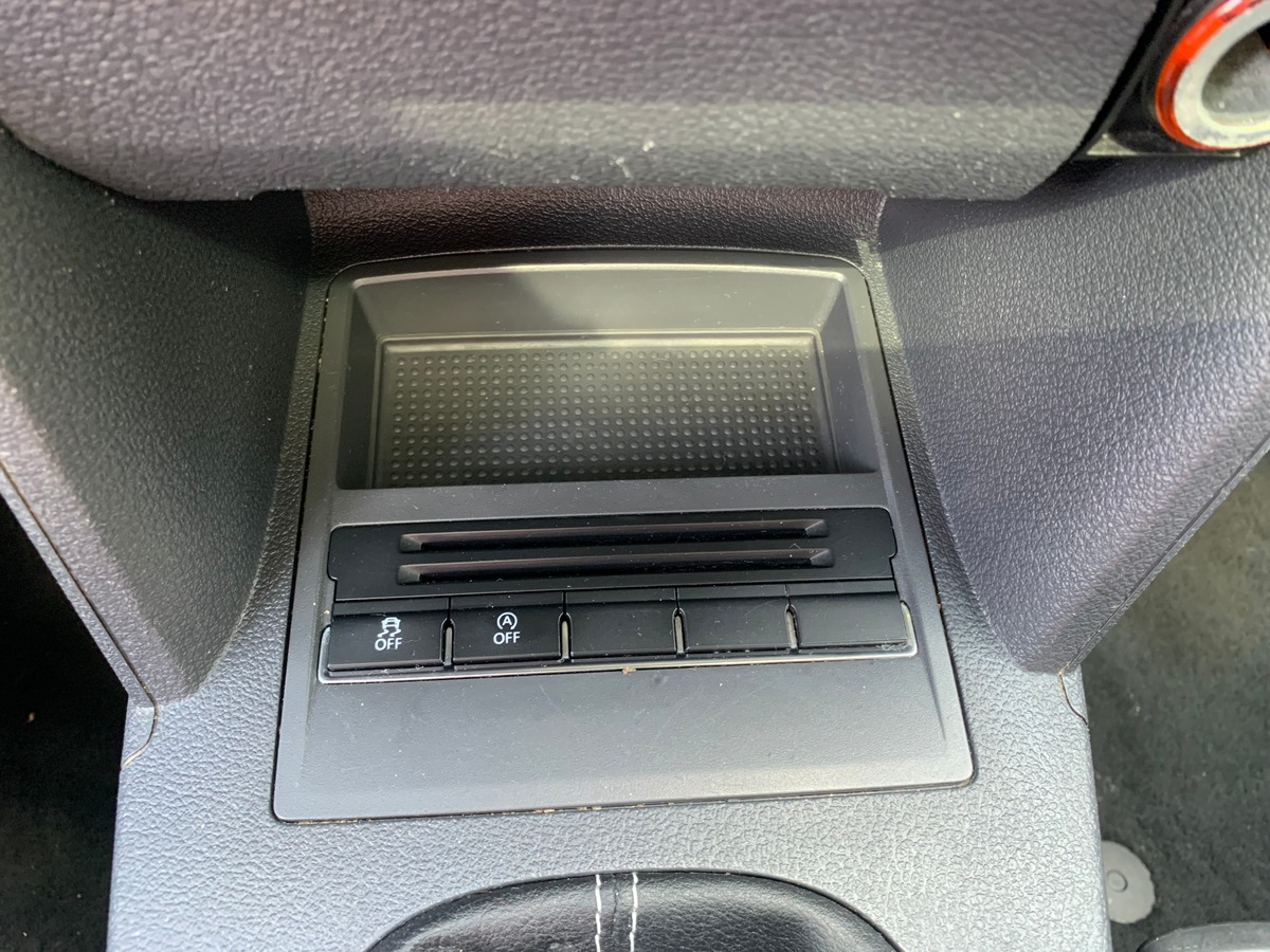 Volkswagen Touran 105 | Match | 7 Places | GPS | Régulateur vitesse | Bluetooth | Toit panoramique