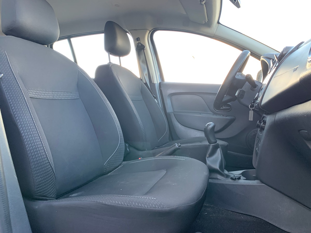 Dacia Sandero 75 ch | Régulateur limiteur de vitesse | Roue de secours galette + cric |  Bluetooth