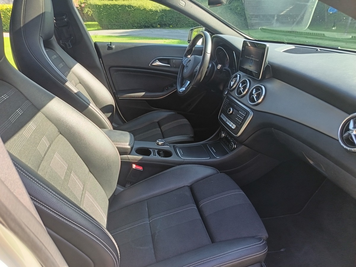 Mercedes-Benz CLA 200 CDI BOITE AUTO Gtie 6 mois