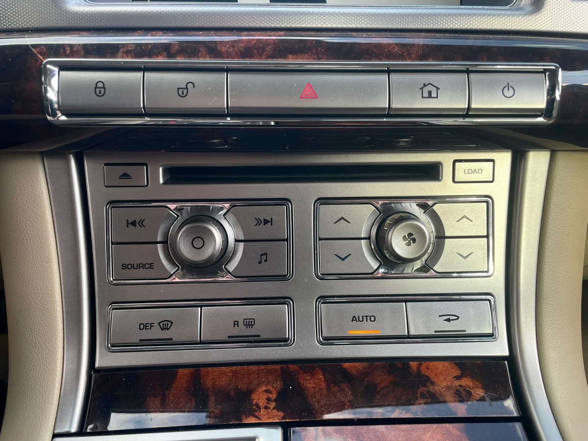 Jaguar XF S 3.0 d v6 275 Luxe Premium BVA