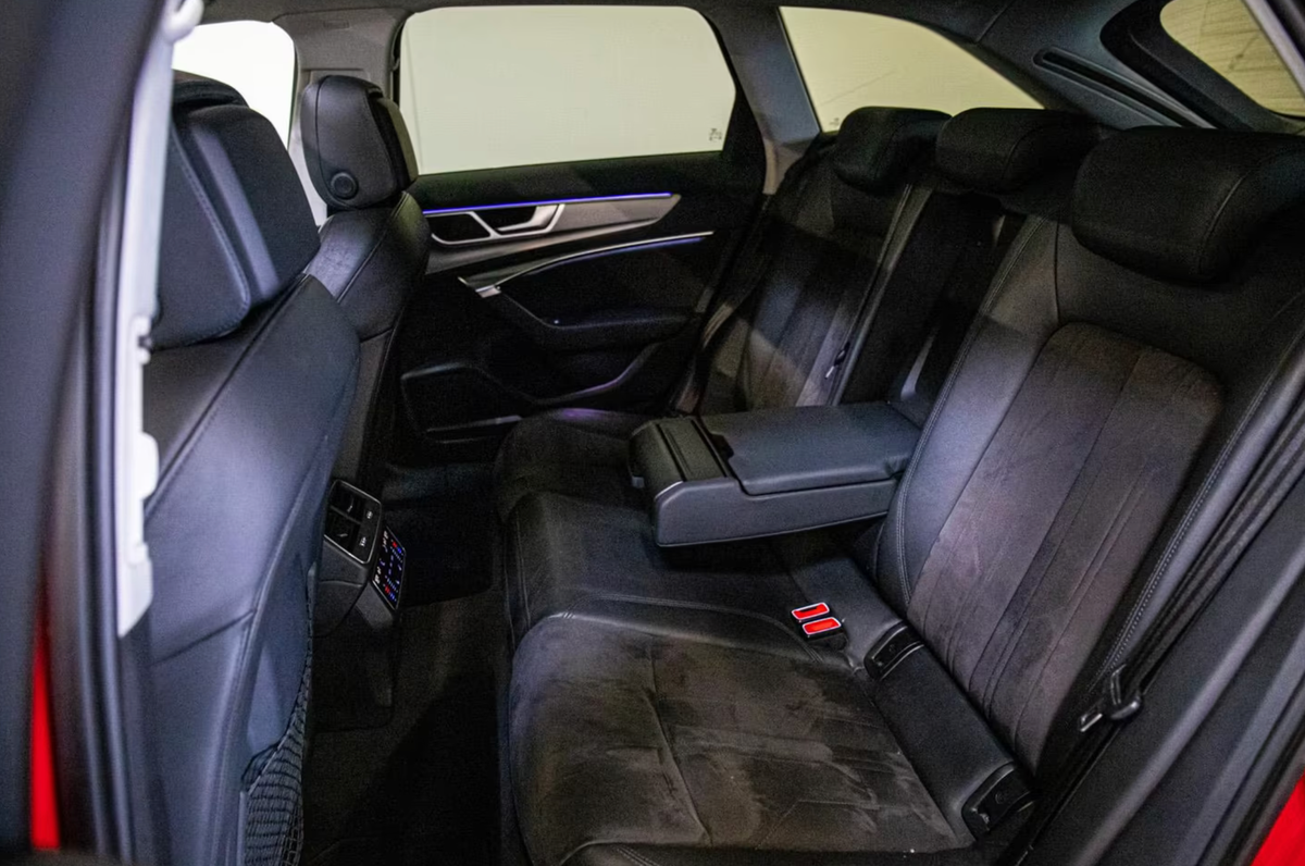 Audi A6 Avant 45 TFSI 245ch S tronic 7/B&O/Toit ouvrant/Matrix/VO allemand/Malus 4250e