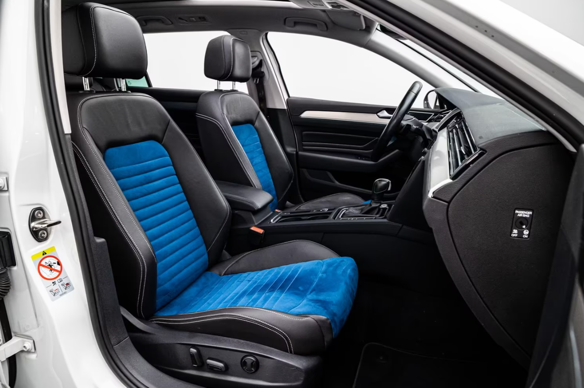 Volkswagen Passat SW VIII 2.0 TDI EVO 200ch Elegance 4Motion DSG7 Toit ouvrant Attelage