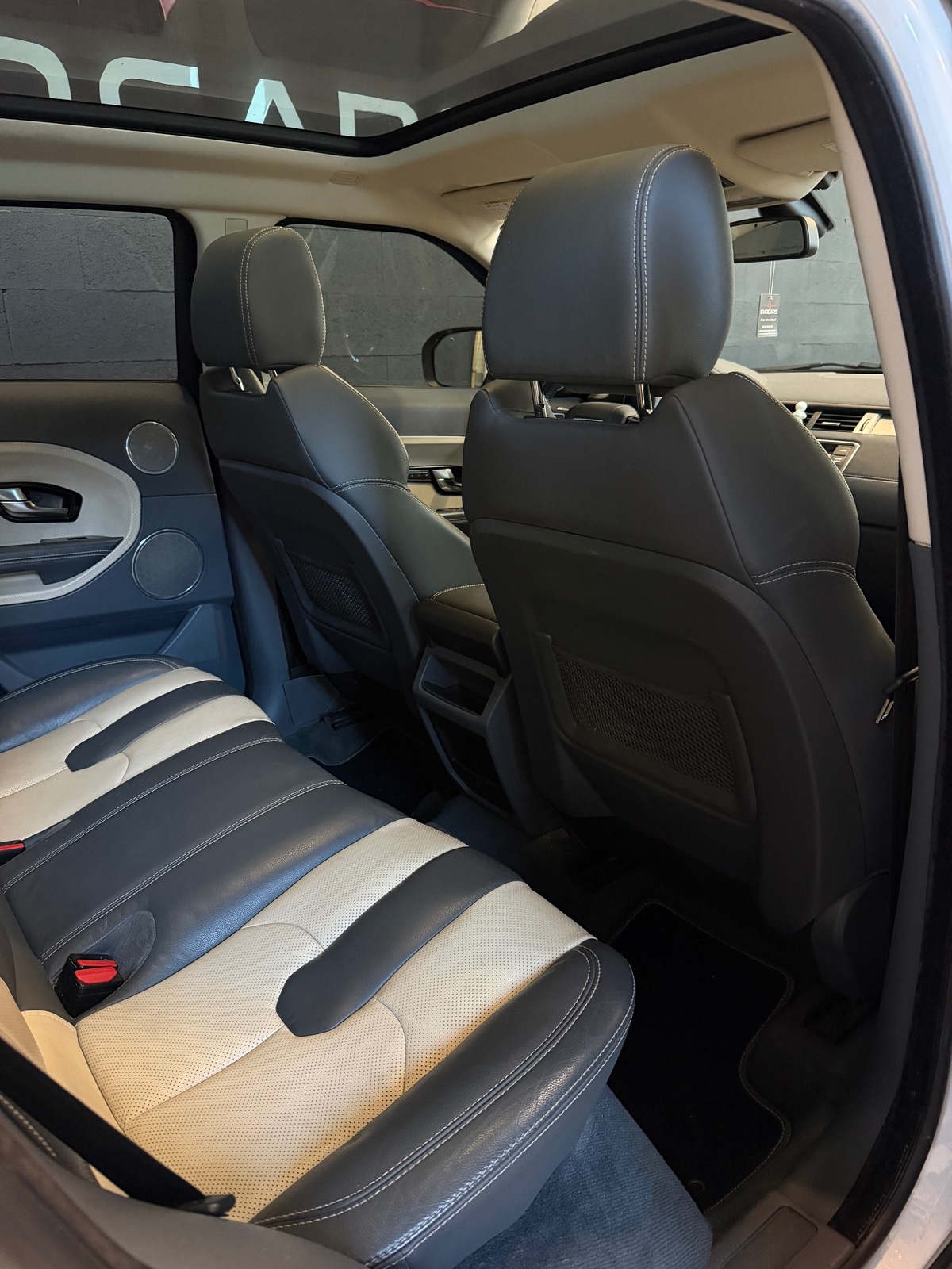 Land-Rover Range Rover Evoque 2.2 TD4 150 BVA DYNAMIC