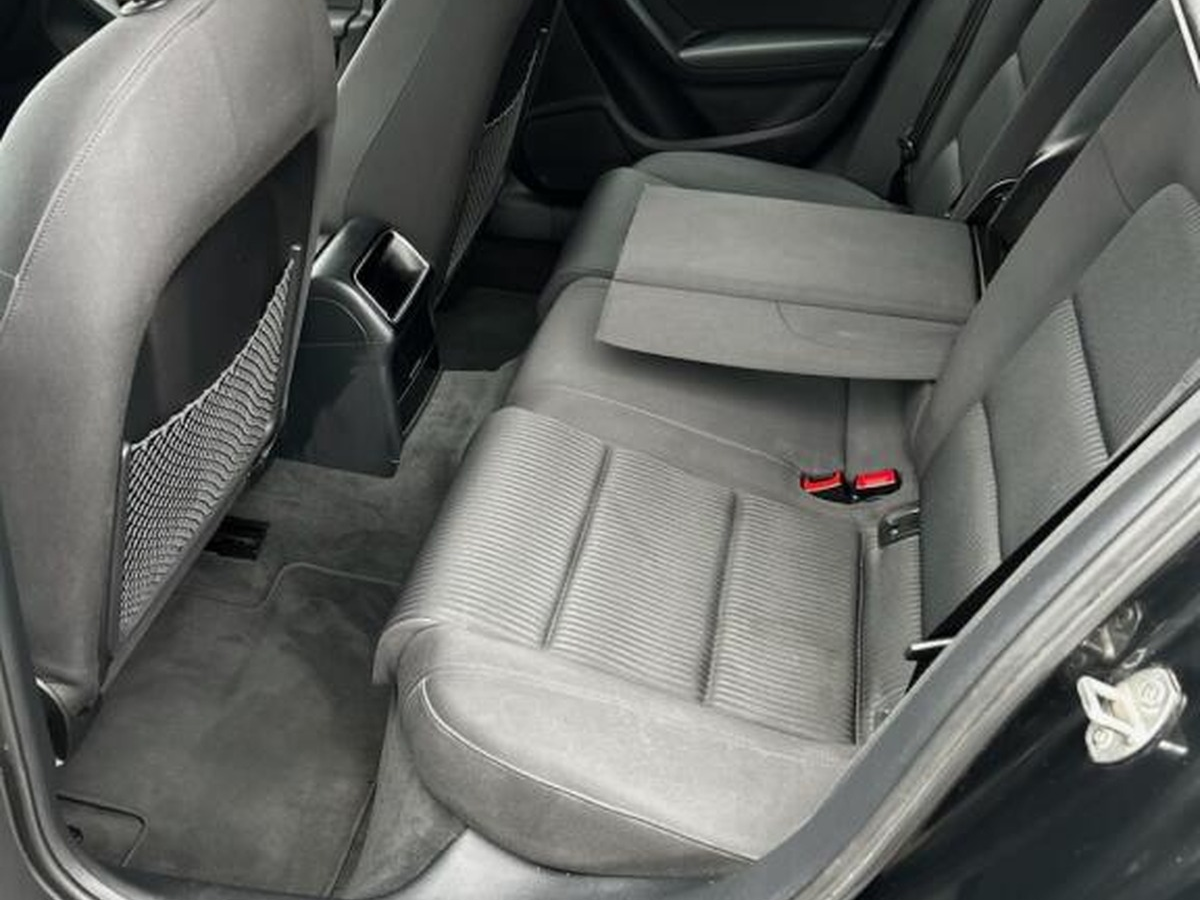 Audi A4 Avant Série 3 Phase 2 2.0 TDi  Multitronic 177 cv Boîte auto