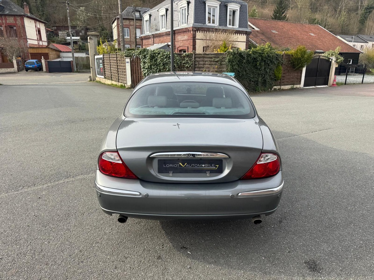 Jaguar S-Type 3.0 V6