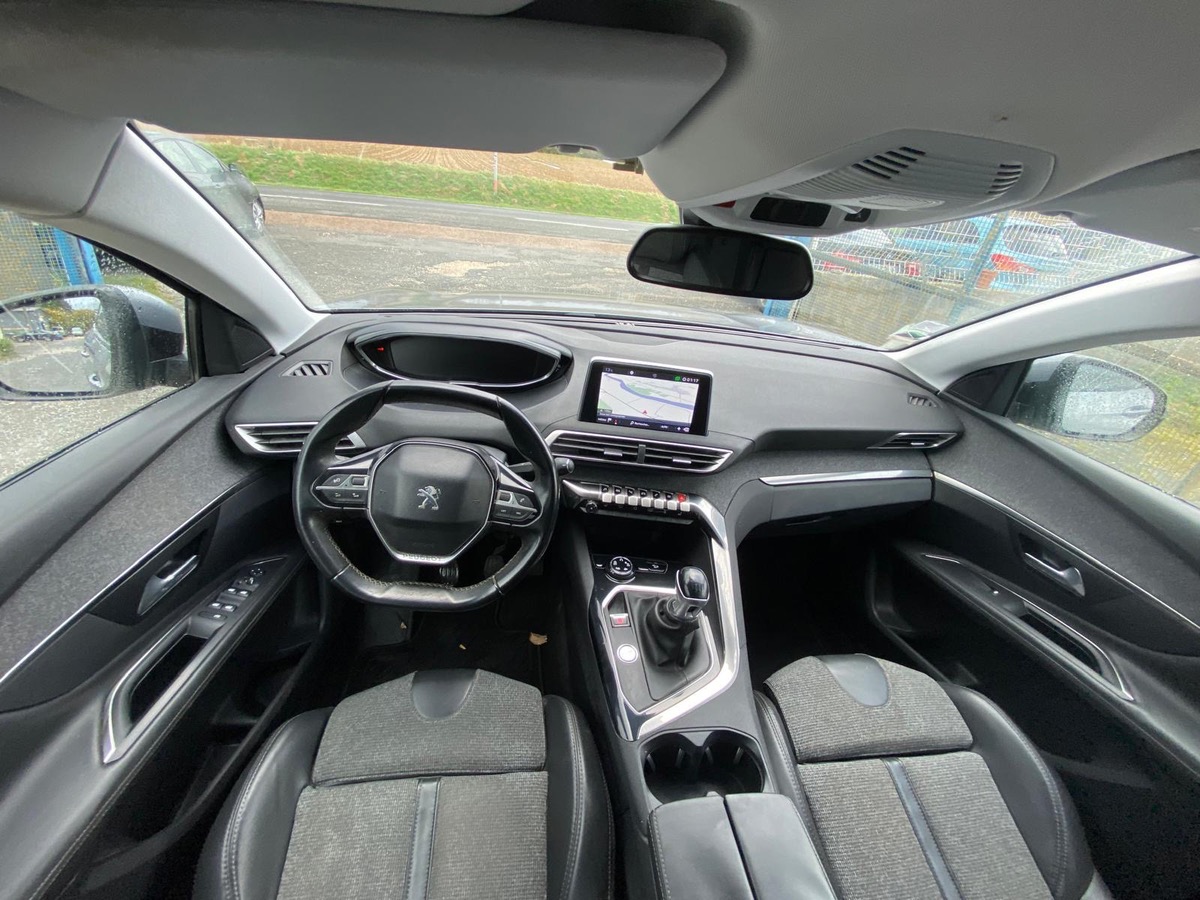 Peugeot 3008 2.0 hdi 150cv 2017 209000km