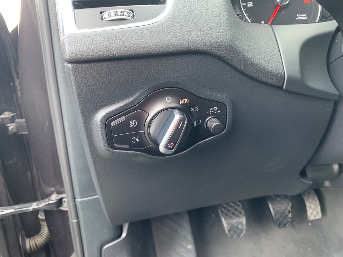 Audi Q5 190 ch | Advanced Edition | QUATTRO | Toit panoramique | Régulateur vitesse | Barres de toit