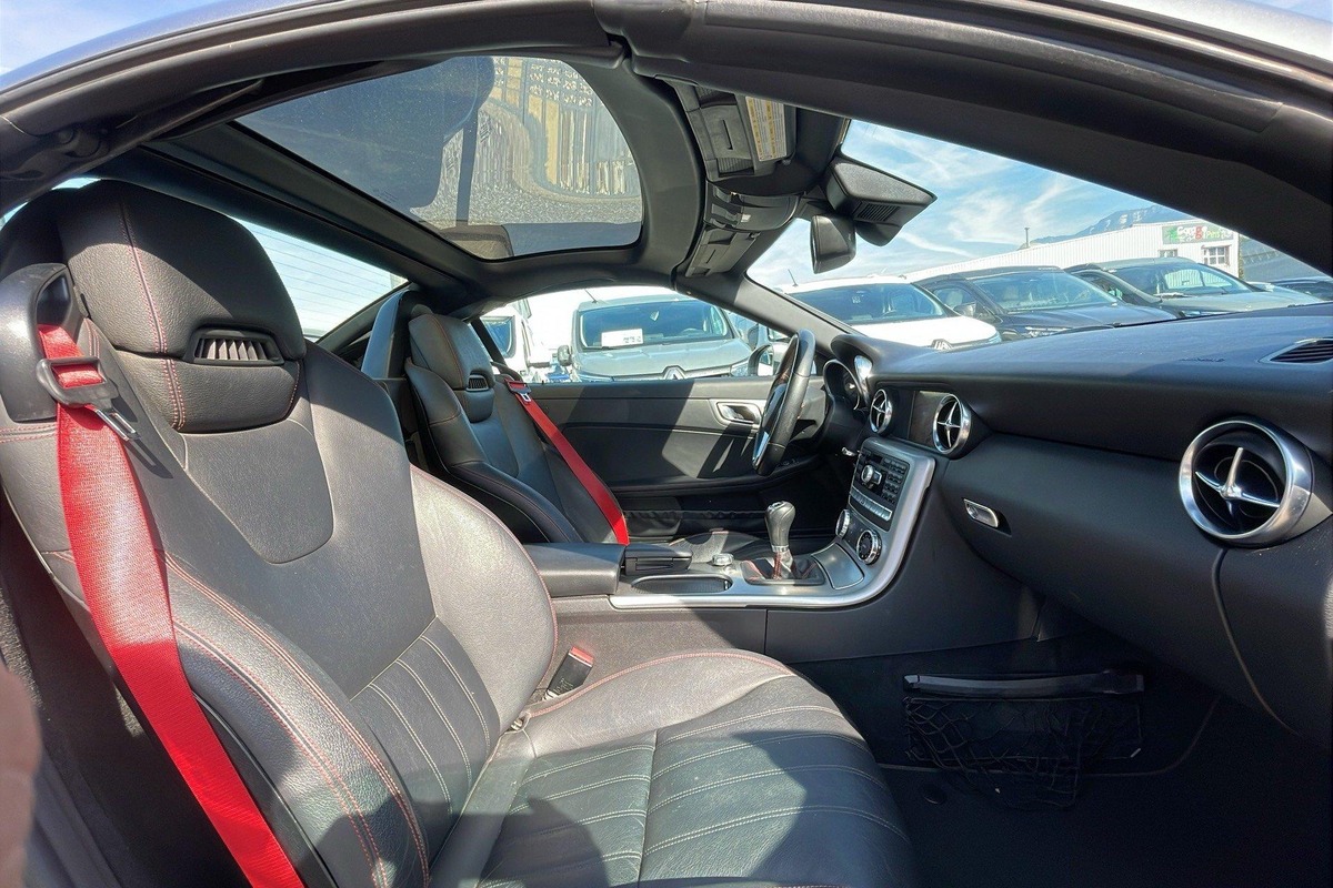 Mercedes-Benz Classe SLK SLK 200 K BlueEFFICIENCY ( cles en mains )