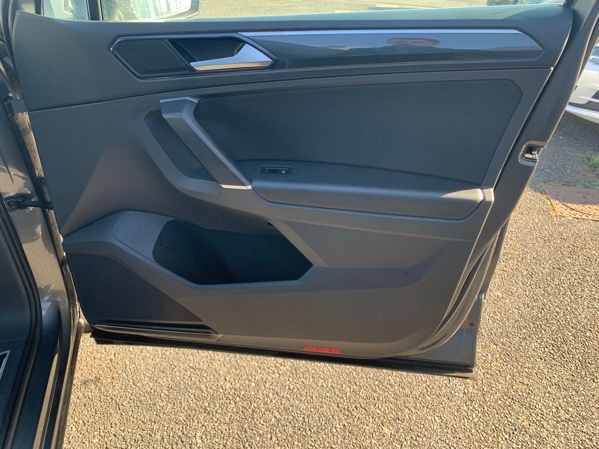 Volkswagen Tiguan 150 | Carat | DSG7 | Caméra recul | Toit ouvrant panoramique | Régulateur vitesse