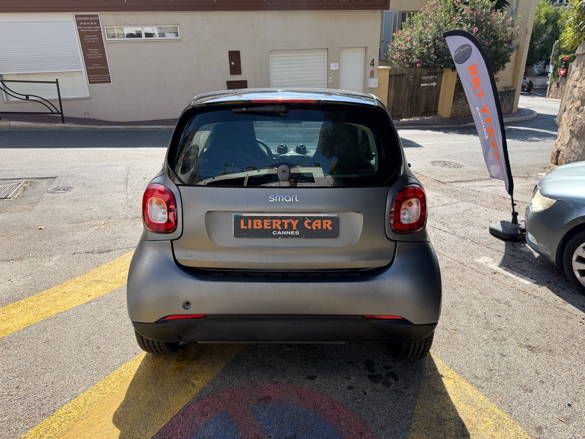 Smart FORTWO 90 CV / Prime / Gris Mat /GPS / Interieur Cuir / Toit Pano / Jantes / KM Réel