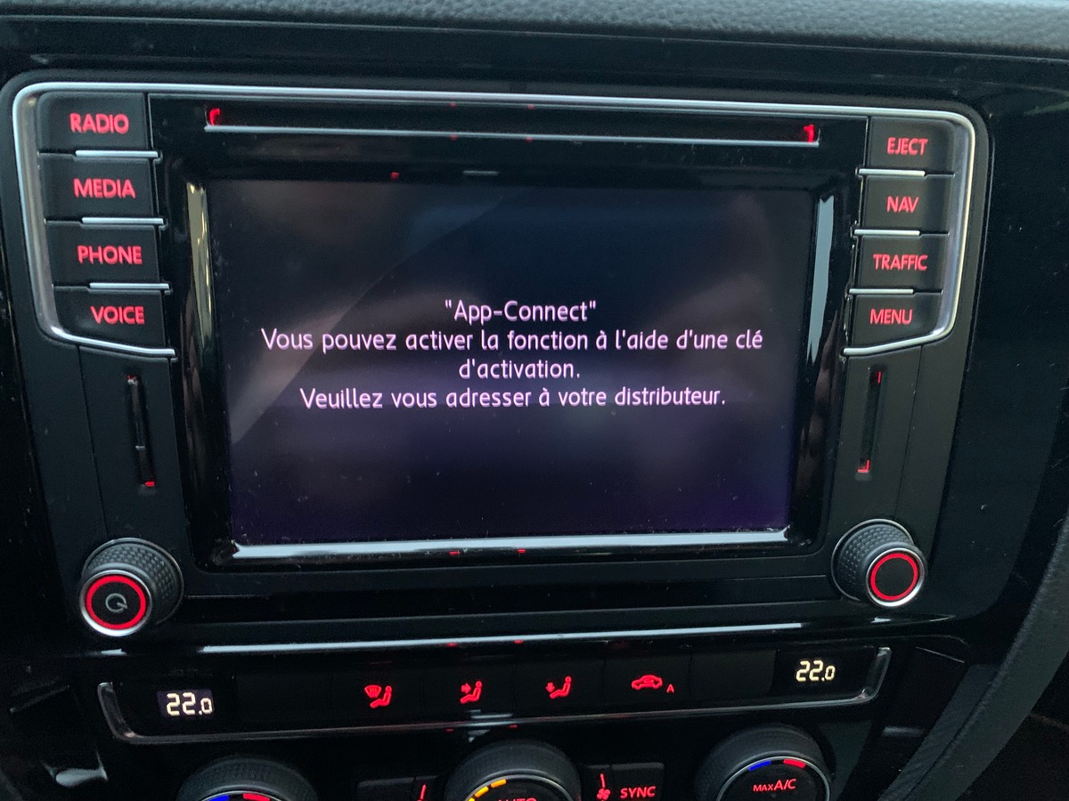 Volkswagen Jetta 170 ch | Carat | Régulateur vitesse | Radars stationnement | GPS | Kit mains libres