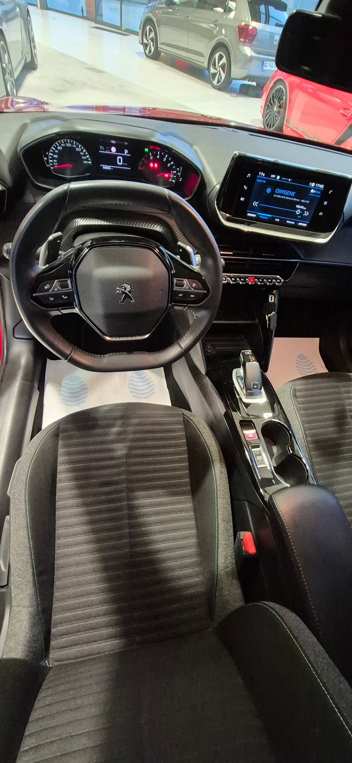 Peugeot 208 1.2 PURETECH 100 S&S EAT8