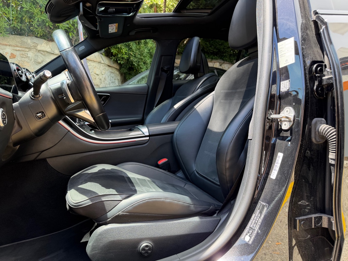 Mercedes Benz Classe C Berline 220 D  2.0 200 CV / AMG LINE / Toit Ouvrant / Caméra 360 ° /Full