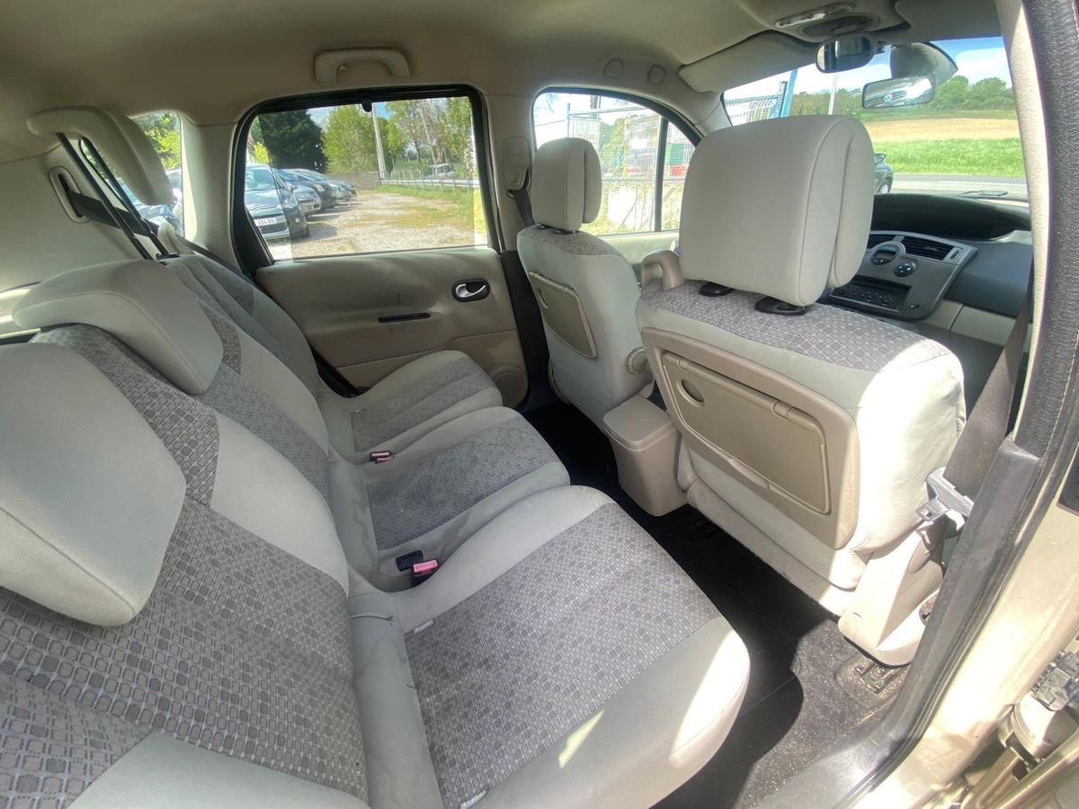 RENAULT Scenic II 1.9 DCI 130CV controle technique ok