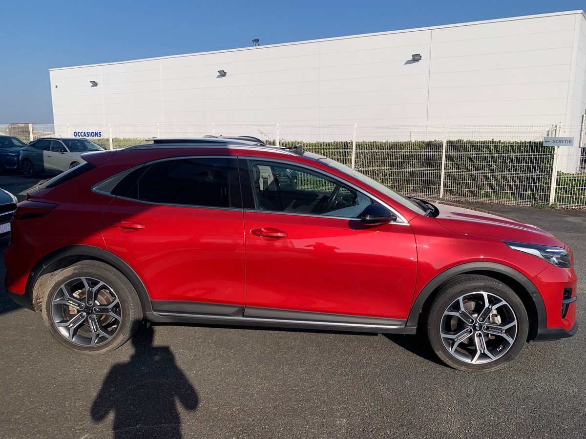 Kia XCeed 141 |Premium | Toit ouvrant | Siéges chauffants climatisés | Caméra recul | Apple car Play