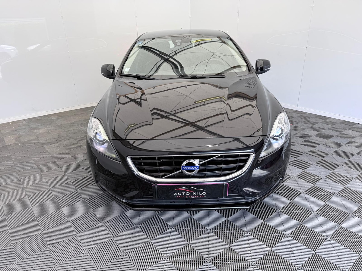Volvo V40 2.0 D  120  Momentum