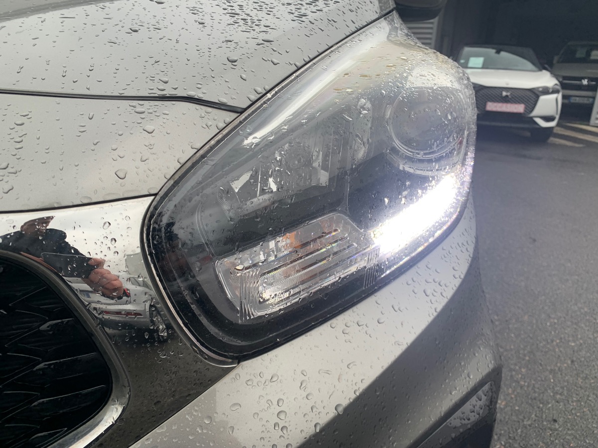 Kia Carens 141 ch | PREMIUM | 7 Places | Phase 2 | Attelage| Toit ouvrant | Caméra de recul | Jantes