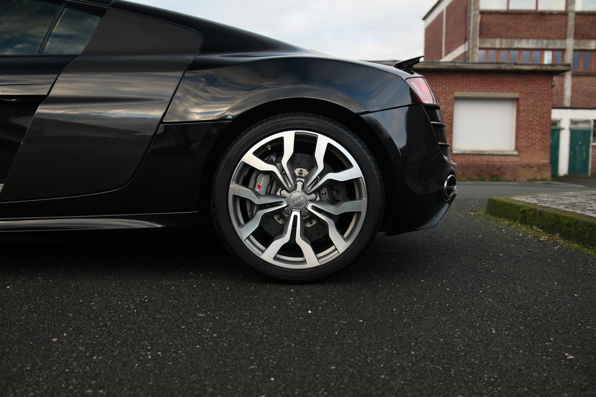 Audi R8 V10 5.2 FSi Quattro R-Tronic 525 cv Pack Carbone