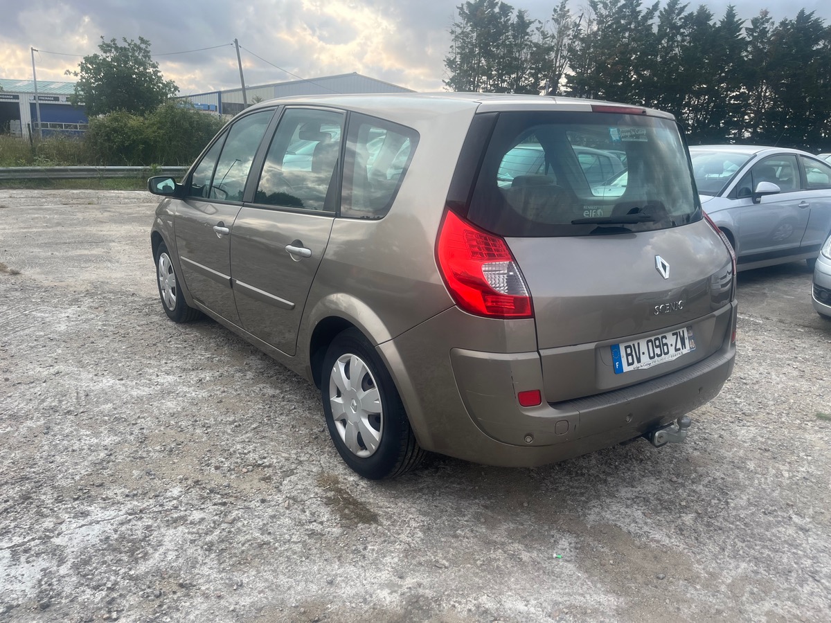 RENAULT Grand Scenic 1.9 DCI 130CH