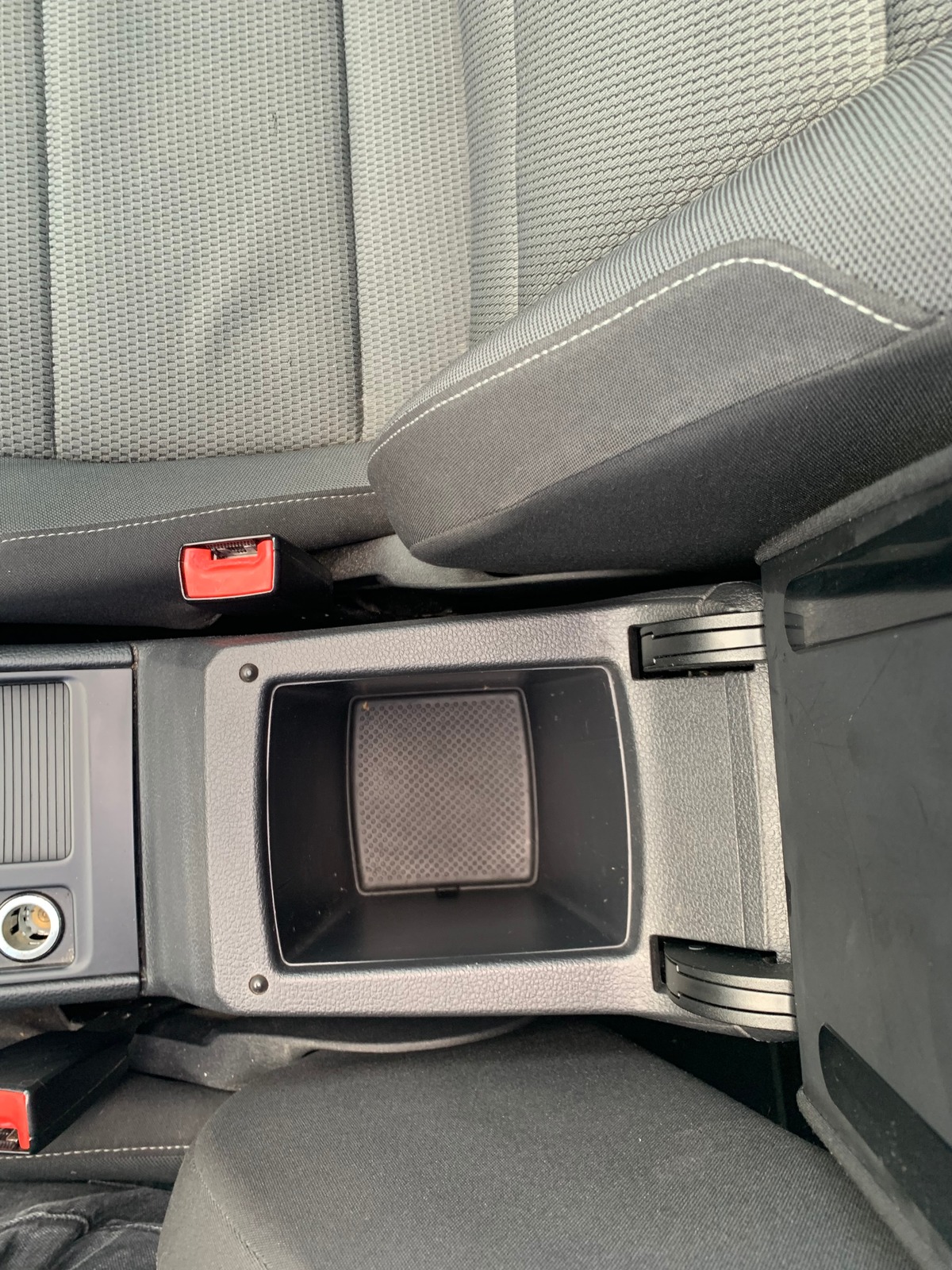 Volkswagen GOLF 7 105 ch | Confortline | Toit ouvrant | Régulateur de vitesse | Radar avant et arriére