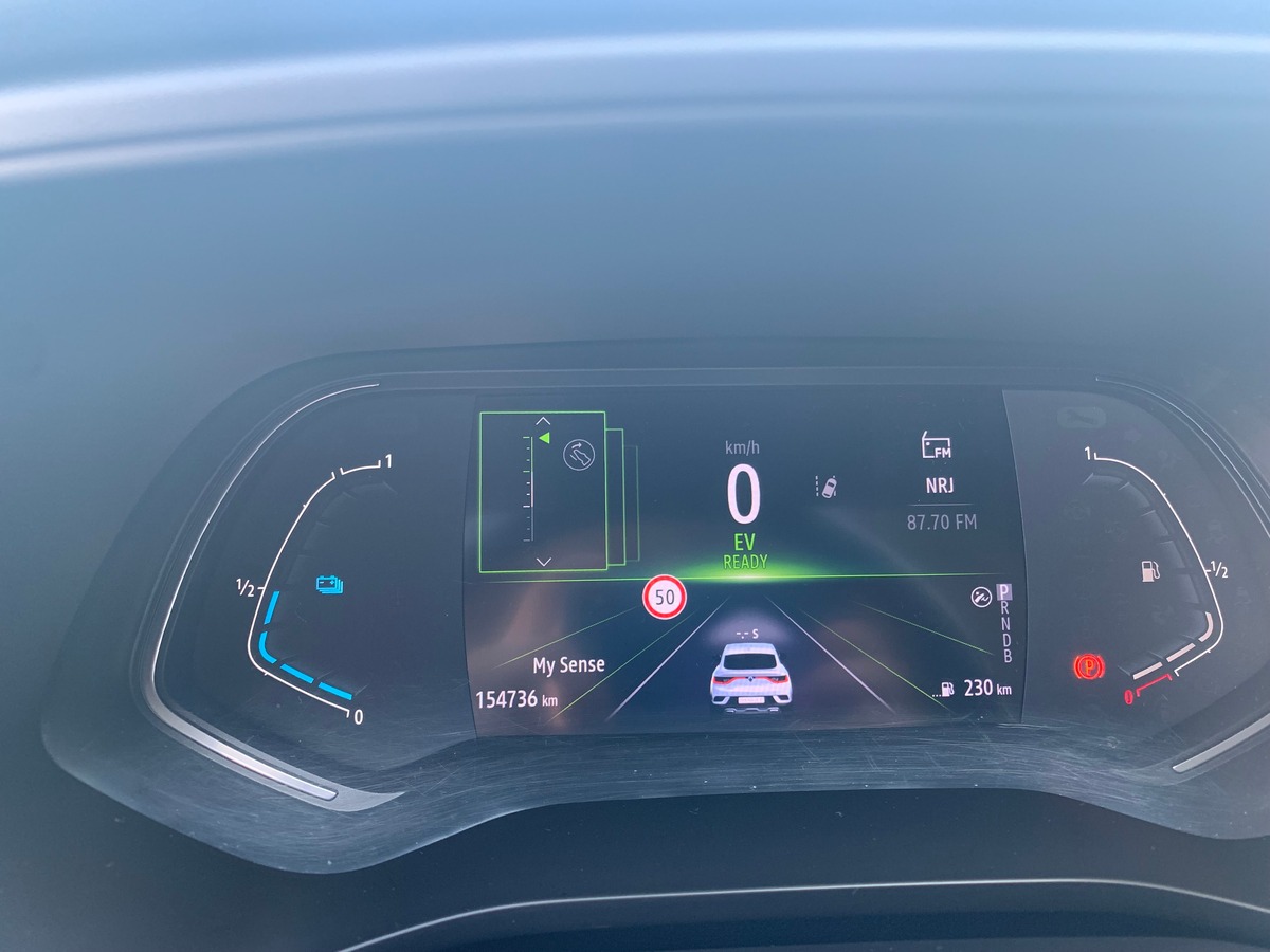 RENAULT Arkana 145 ch | Hybride essence | Intens | Caméra de recul | Attelage | Régulateur vitesse